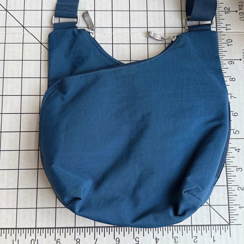 Baggallini Blue Nylon Crossbody Bag | Lightweight Travel Purse | Zip Pockets - Picture 3 of 11